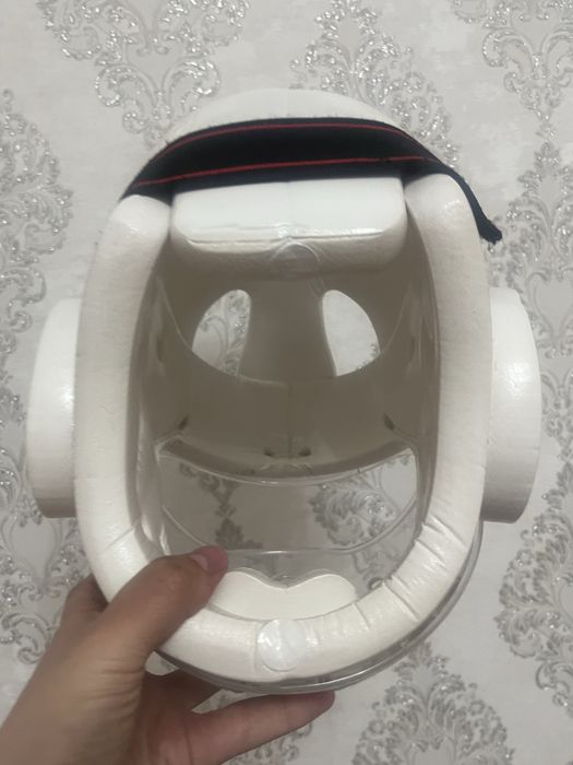 Шлем для каратэ/тхэквандо