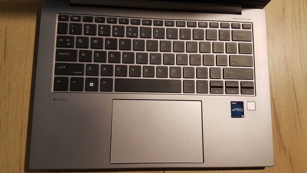 HP ZBook Firefly 14-inch G9 Mobile Workstation PC IMPECABIL