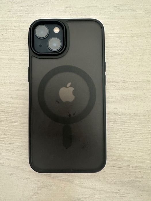 iPhone 13 / Midnight / 128 GB