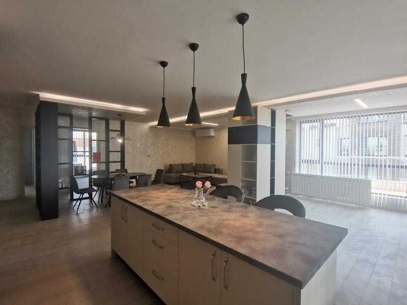 Дава се под наем Тристаен апартамент в София, Медицинска академия - 110 кв.м за 500 € - Снимка #12