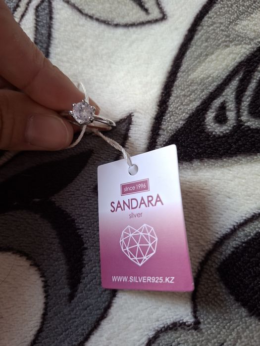 Продам  колечко.