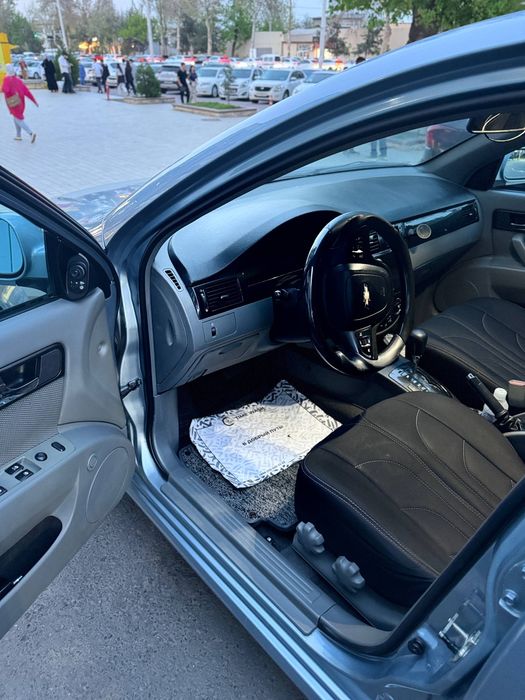 Продаю свою Лассети 1.8 автомат 2013