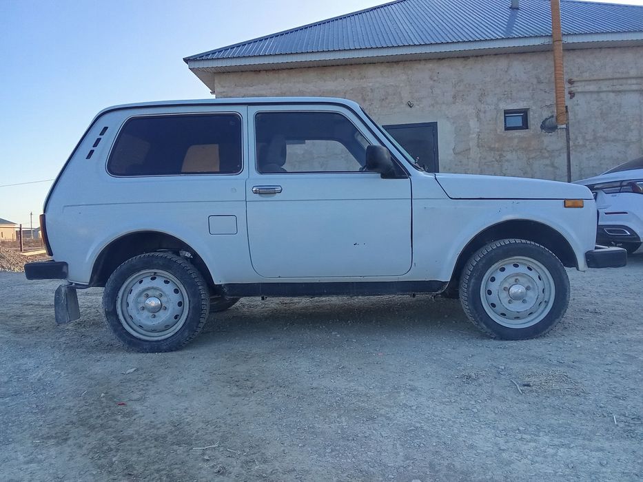 Нива 2012 год продам