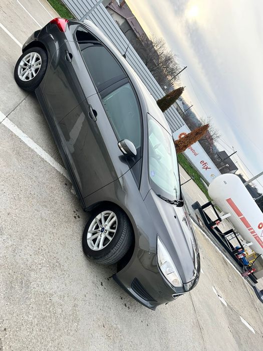 Ford Focus  EcoBoost