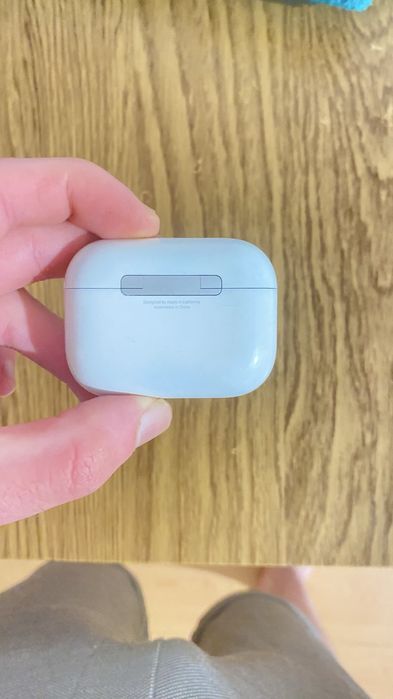 Vand carcasa cu casca dreapta airpods pro 3