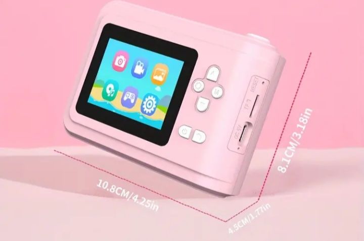 Моментално печатен фотоапарат