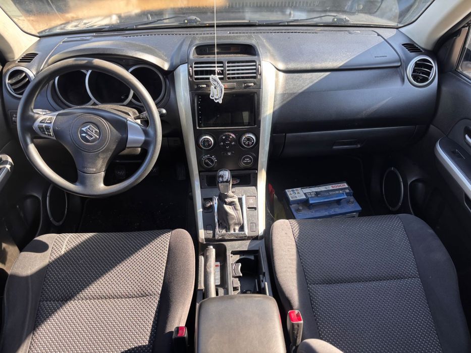 SUZUKI GRAND Vitara на части