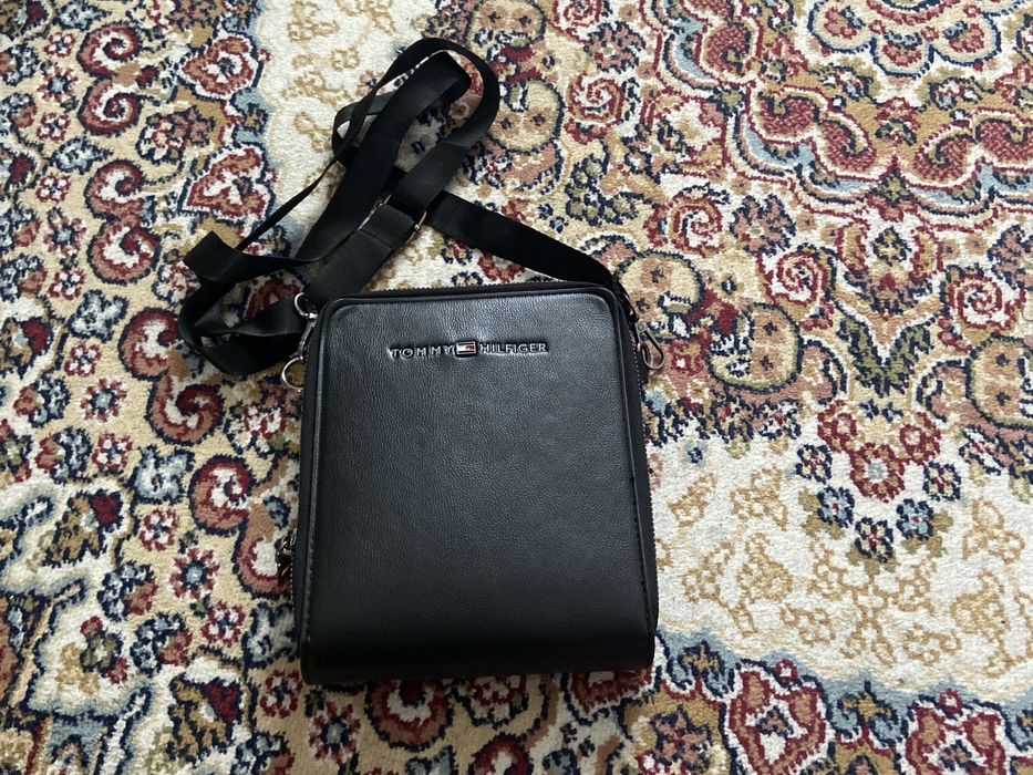 Барсетка Tommy Hilfiger
