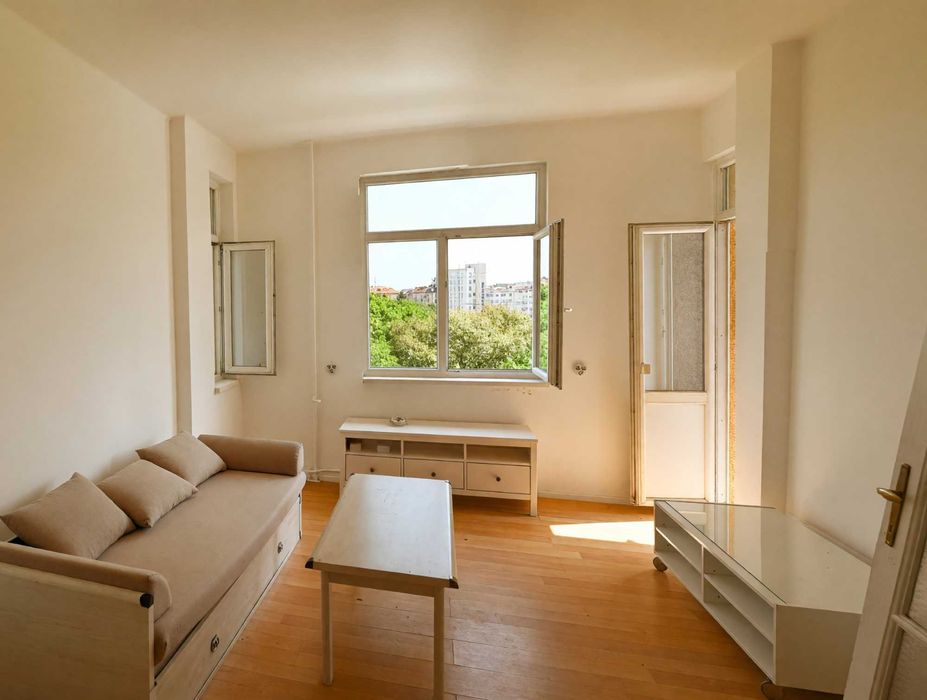 Продава се Двустаен апартамент в София, Манастирски ливади - 79 кв.м за 4165 €/кв.м - Снимка #3