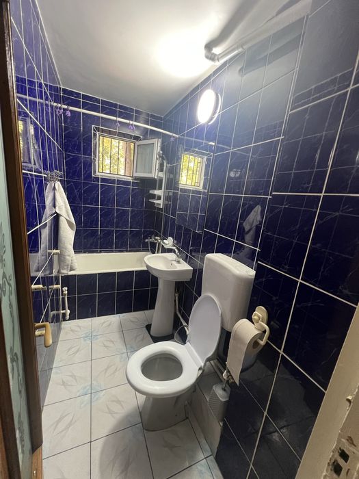 Inchiriez apartament 2 camere regim hotelier