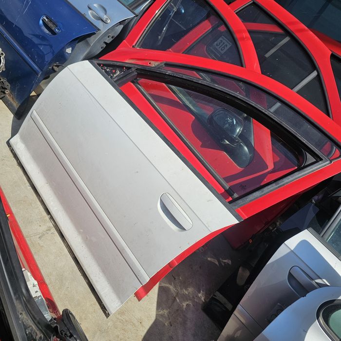 Предна врата за  ауди а3