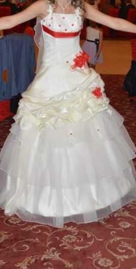 Vand rochie mireasa