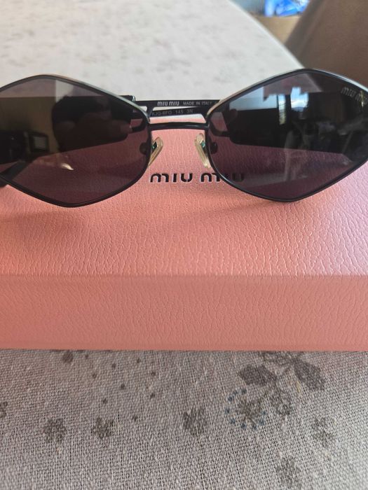 Оригинални слънчеви очила miu miu