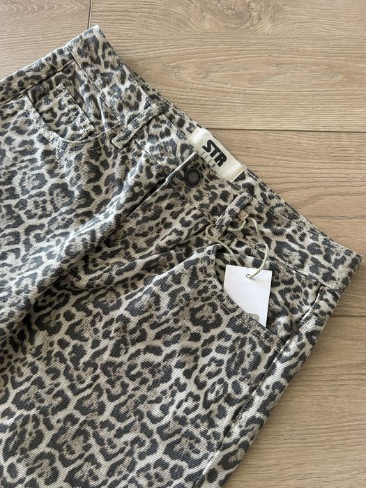 Дамски дънки Stradivarius