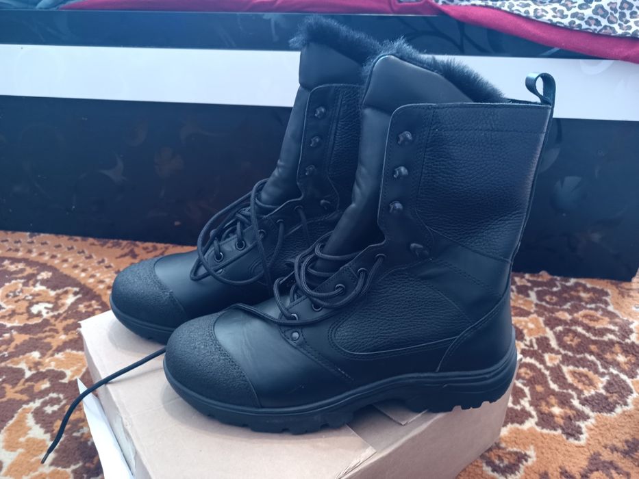 Продаётся берцы спецазовские