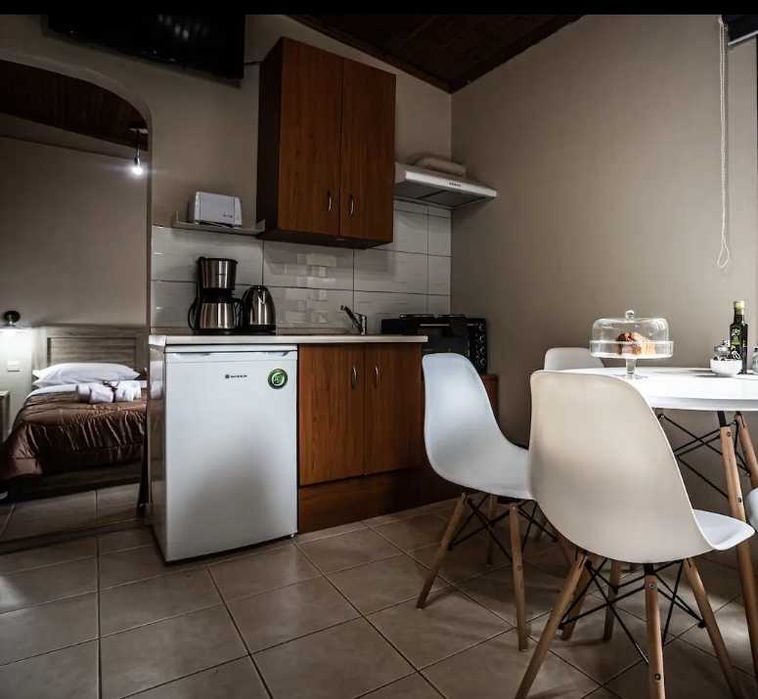 Дава се под наем Едностаен апартамент в Пловдив, Кючук Париж - 61 кв.м за 204 € - Снимка #1