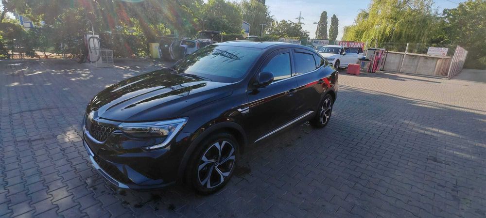 Vând Renault Arkana Techno E-tech full hibrid 145