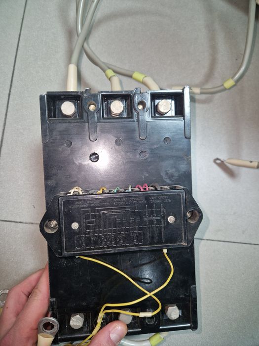 Автоматически выключатель