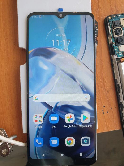 Vând placă de bază Motorola Moto E22.