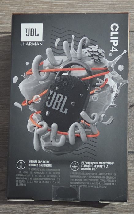 Продам колонку JBL Clip 4
