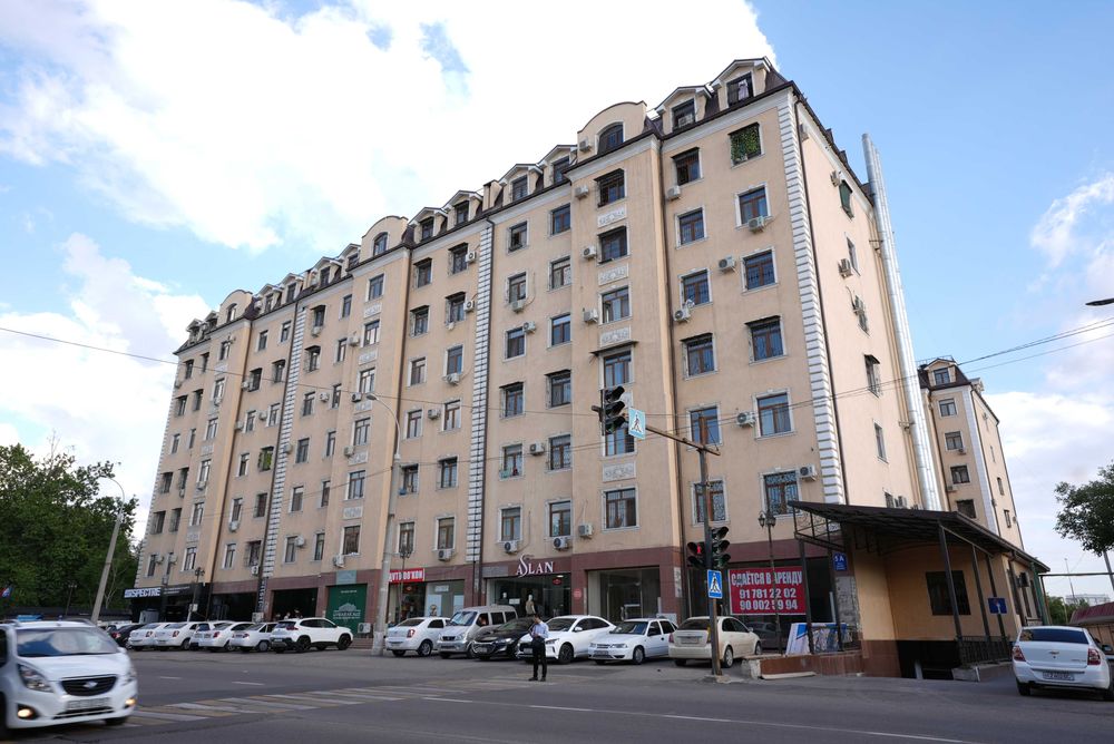 Сдается в аренду коммерческое помещение за м2 8$ (первая линия)