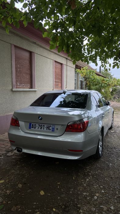 vane bmw e60 dinsel 163cp motor2,0 nu are nici o problema merge foarte