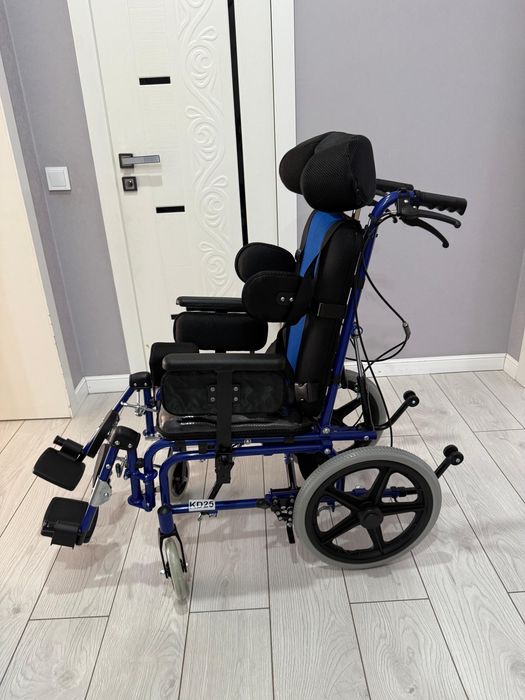 Продам коляску инвалидую