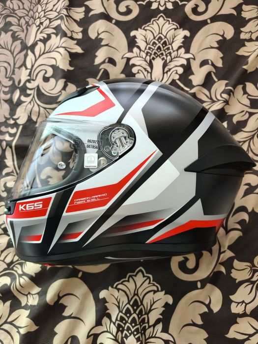 Каска за мотор AGV K6 S Karve