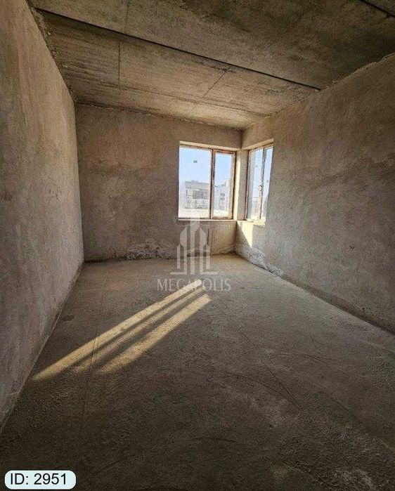 ️⃣№2951 kvartira sotiladi 6-mikrorayon T.Farogiy chinor mall orqasi