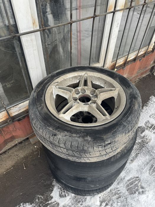 Диски идут без покрышак