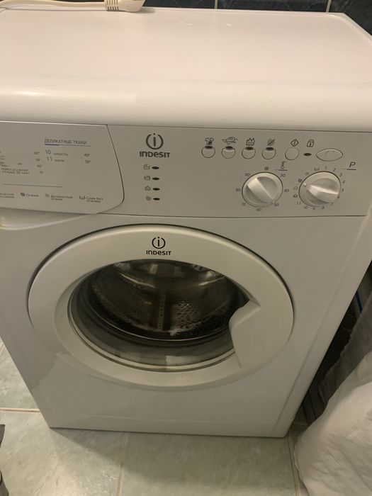 Продам стиральную машину