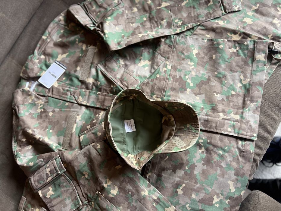 Tinuta militara 46 cu 2