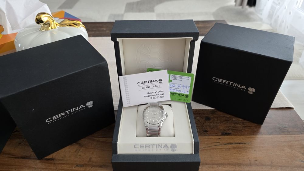 Часовник Certina