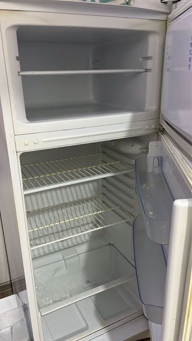 Холодильник.