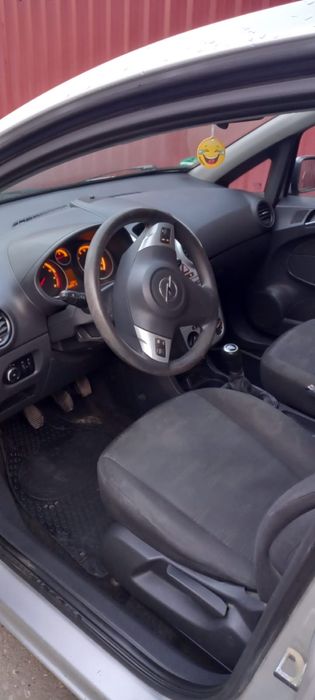 OPEL Corsa 2011
