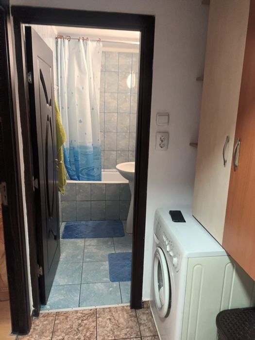Închiriez garsoniera 32mp decomandată