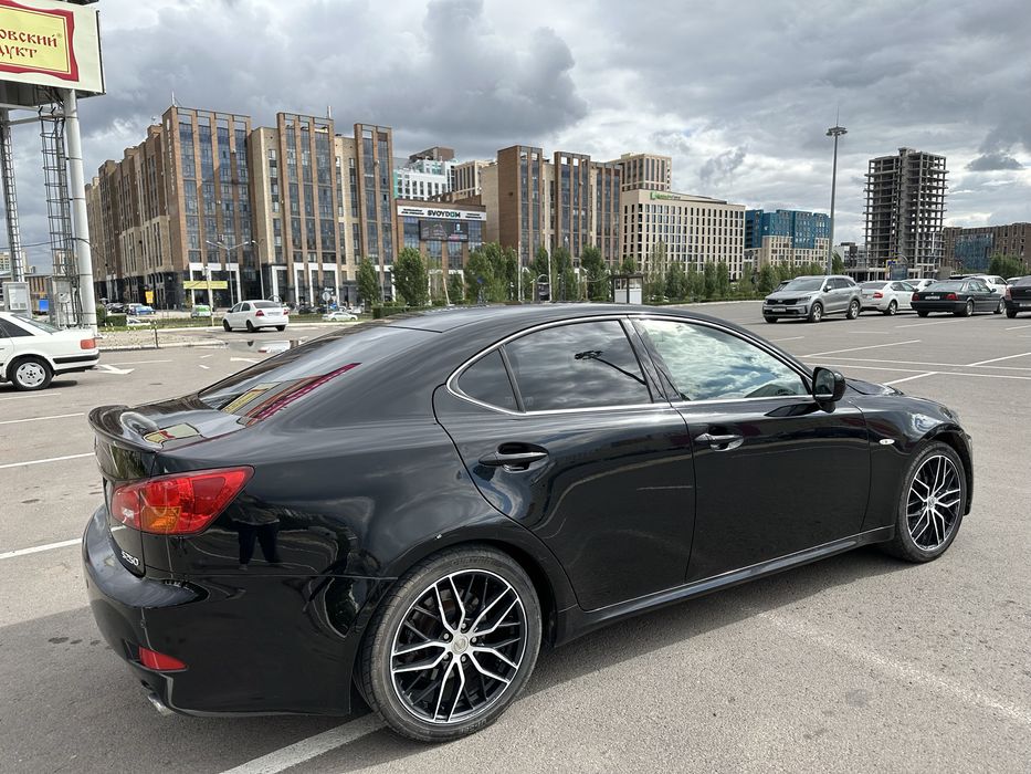 Продам Lexus IS 250
