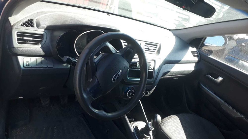 Двери Кио Рио серебро Крыша крылья капот багажник панель балка