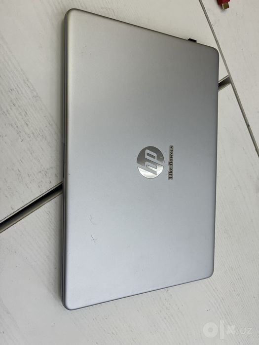HP noutbook 8/256