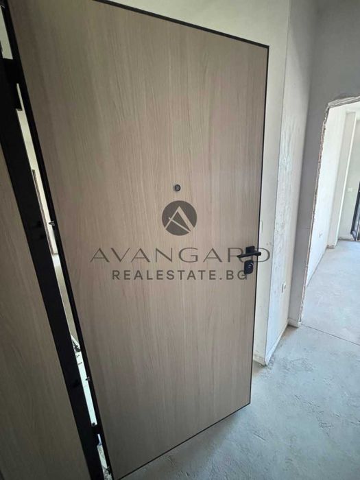 Продава се Тристаен апартамент в Пловдив, Тракия - 100 кв.м за 1500 €/кв.м - Снимка #6