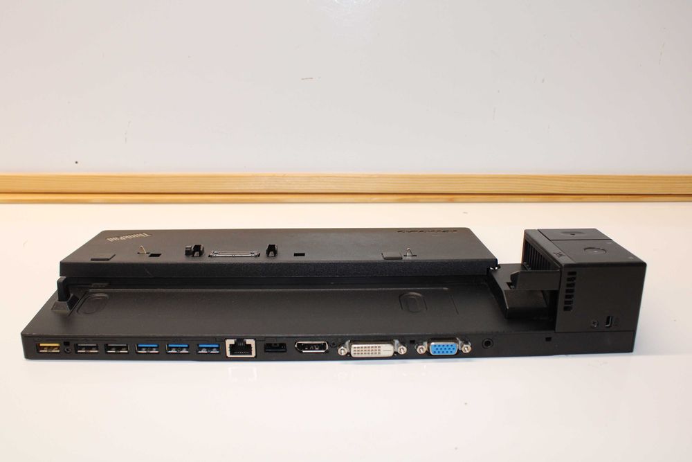 Докинг станция Lenovo ThinkPad Pro Dock 40A1