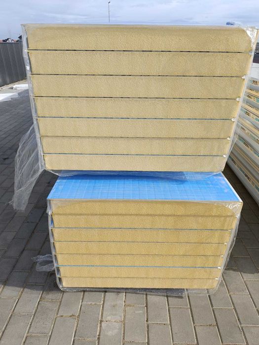 Panouri sandwich / Luminatoare / tabla cutata / Containere