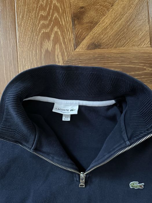 Полузамок Lacoste