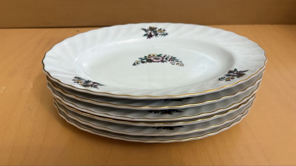 Чинии порцелан елипса “Китка”