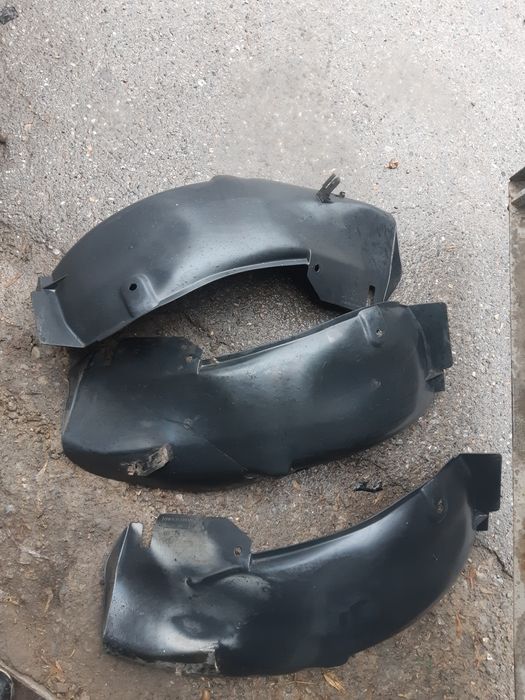 Задний правый подкрыльник на БМВ е34