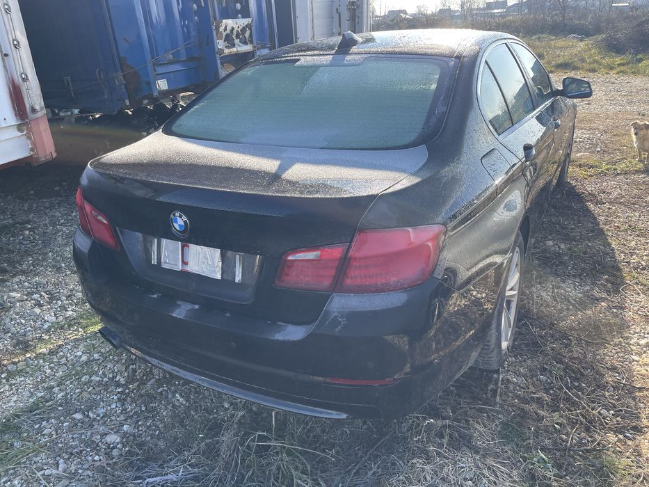 Usa / portiera stanga / dreapta fata / spate BMW f10 f11 culoare negru