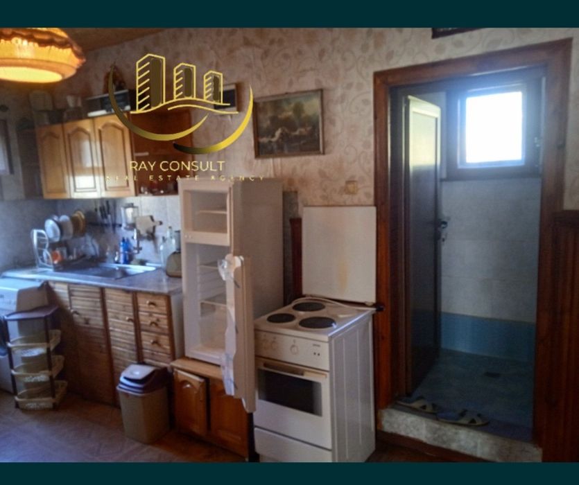 Продава се Тристаен апартамент в Хасково, Дружба 1 - 70 кв.м за 1312 €/кв.м - Снимка #1