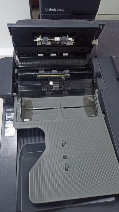 Konica Minolta C224e автоподдачик