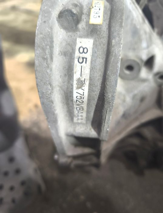 Продам коробку на subaru impreza