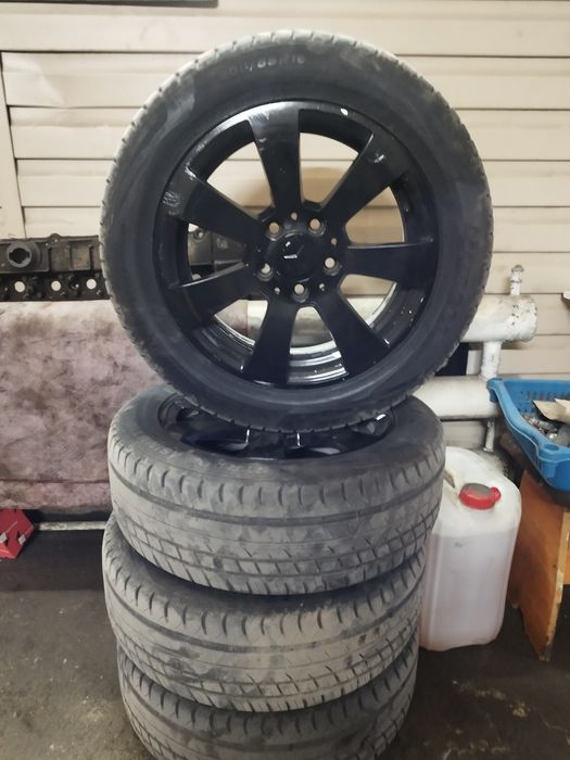 Продам комплект колёс на mercedes